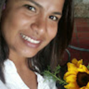 Meet your Posher, Lorena